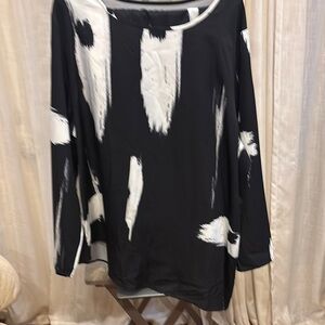 Black and White Women's Top